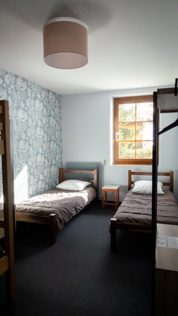 hébergement lélex le télémark chambre vue montagne3