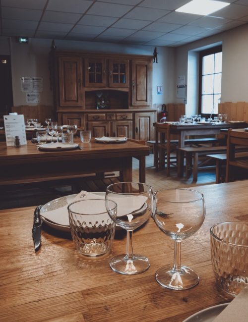 hébergement lélex le télémark espace jour restauration creperie baby foot salon détente17