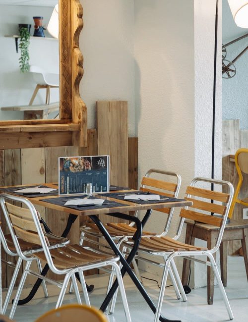 hébergement lélex le télémark espace jour restauration creperie baby foot salon détente2