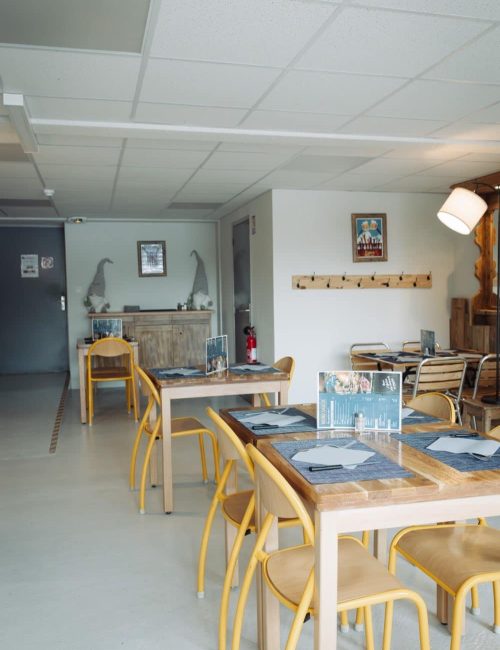 hébergement lélex le télémark espace jour restauration creperie baby foot salon détente3