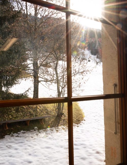 hébergement lélex le télémark espace jour restauration creperie baby foot salon détente9